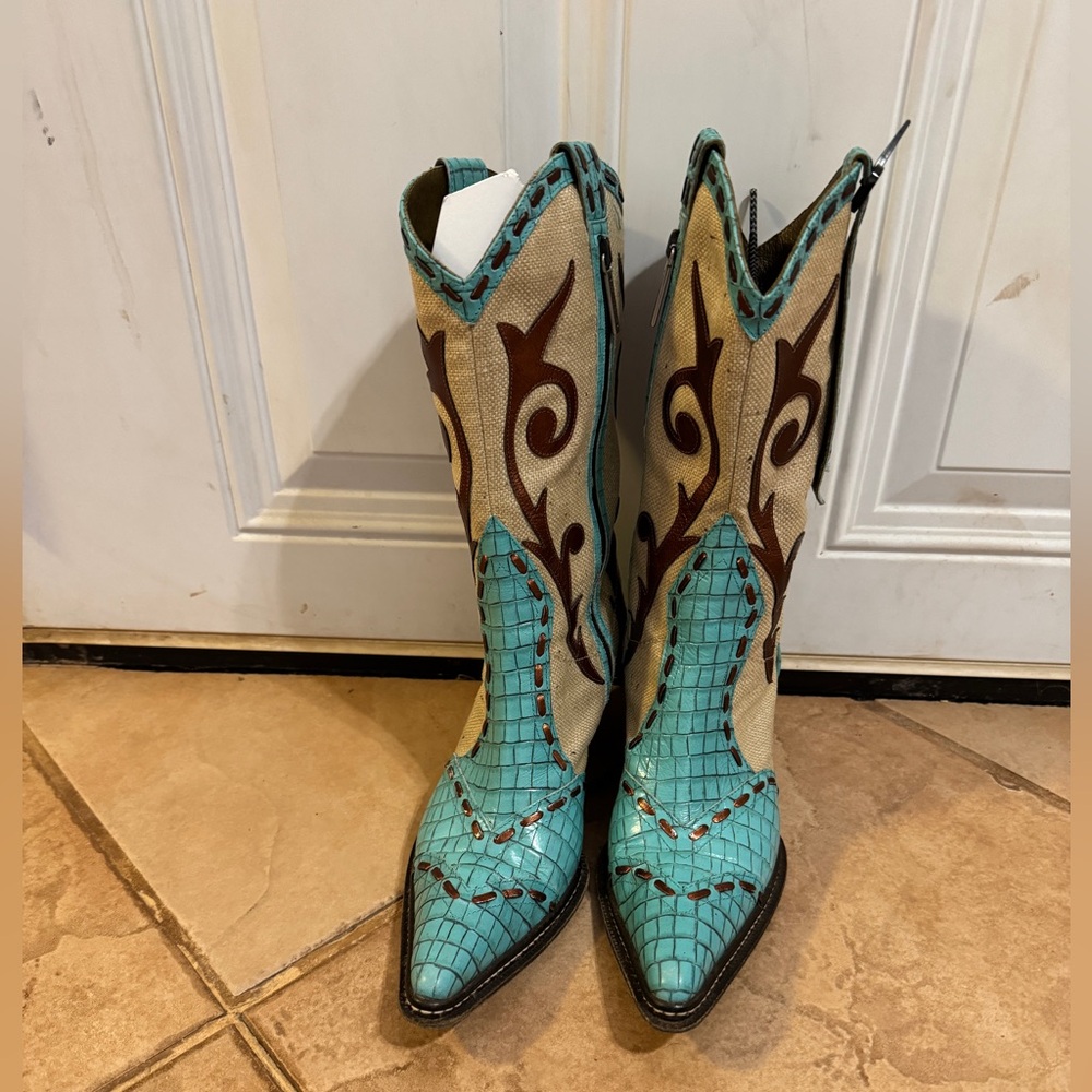 Donald J. Pliner Turquoise and Brown Heeled Boots
